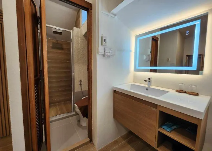 Lo-ha Guest House, Contactless Check-in Bangkok
