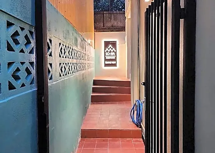 Lo-ha Guest House, Contactless Check-in Hostel Bangkok