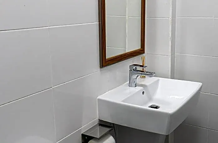 אכסניה Lo-ha Guest House, Contactless Check-in בנגקוק
